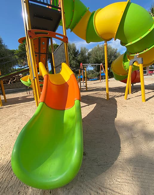 La modernización del área de juegos infantil del Safari Zoo de Mallorca