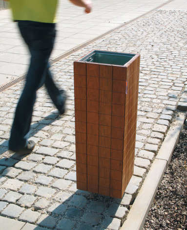 Instalación de papeleras para vías públicas, parques, jardines y zonas verdes